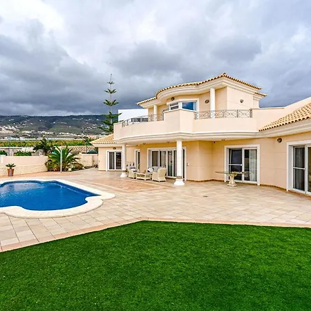 Buenavista Family With Private Heated Pool Garden Parking 别墅 阿德耶